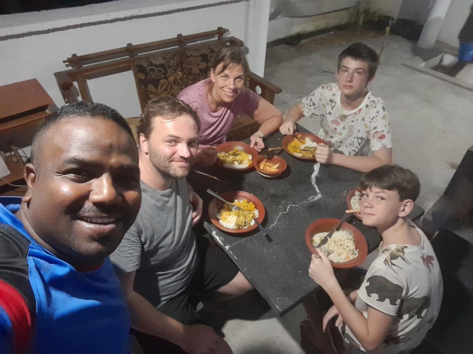 Sura Homestay Kandy Ngoại thất bức ảnh