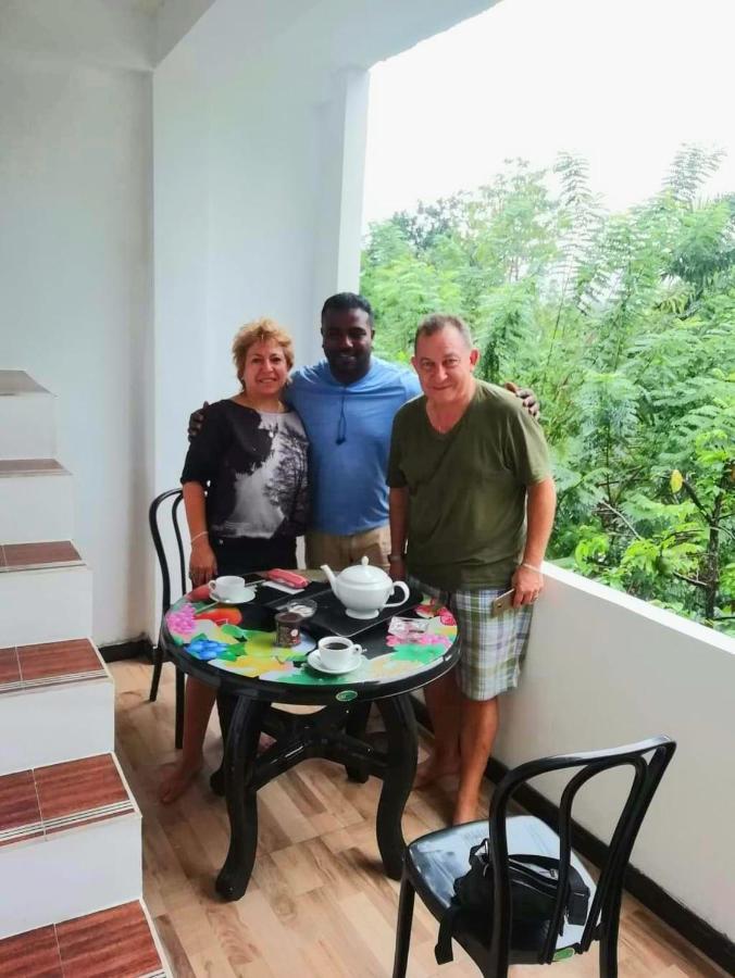 Sura Homestay Kandy Ngoại thất bức ảnh