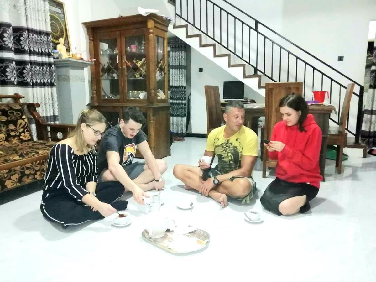 Sura Homestay Kandy Ngoại thất bức ảnh