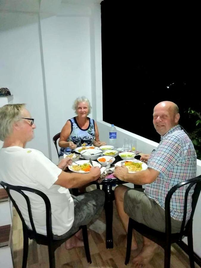 Sura Homestay Kandy Ngoại thất bức ảnh
